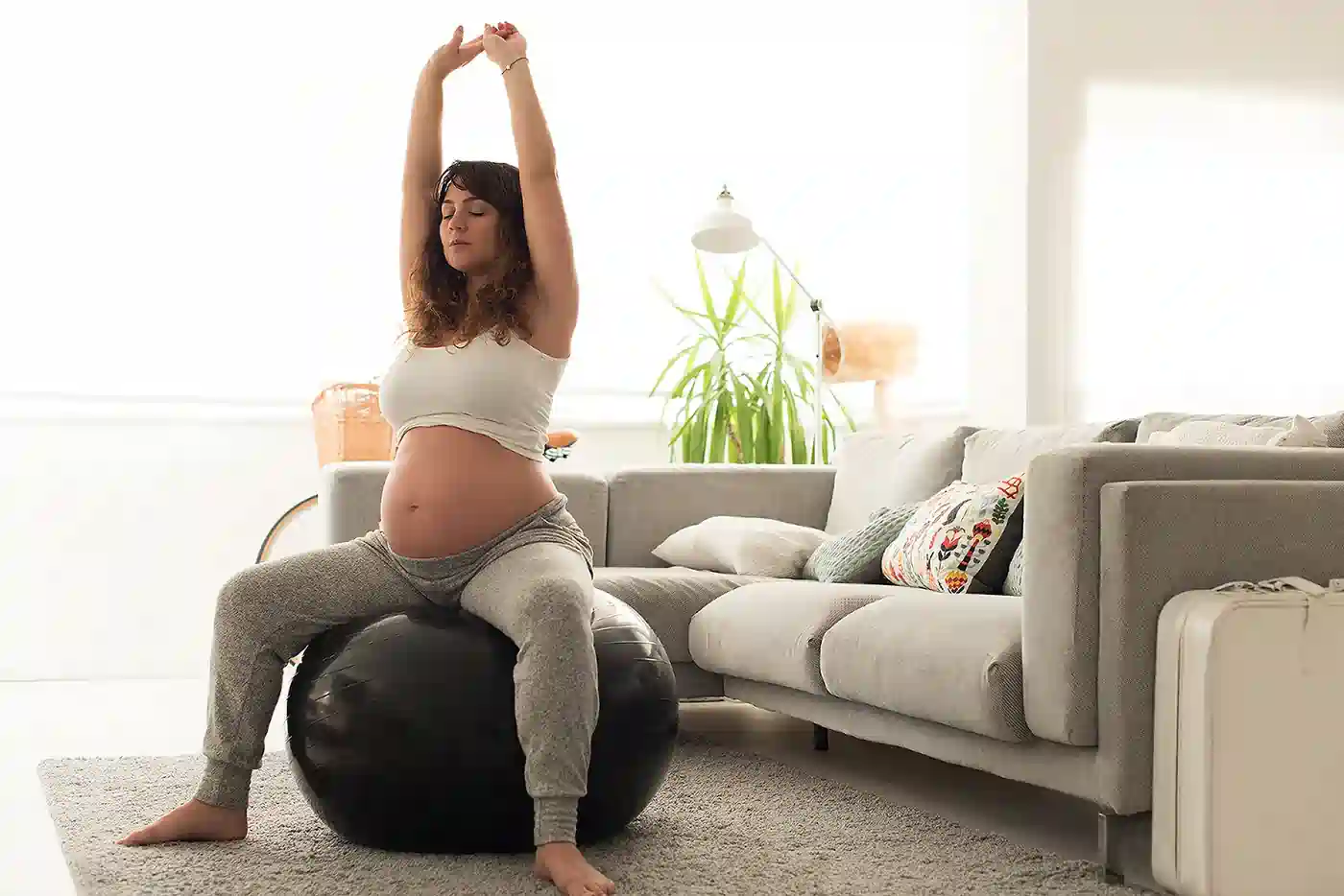 How to Support Your Core Safely During Pregnancy Greater London (City of London)